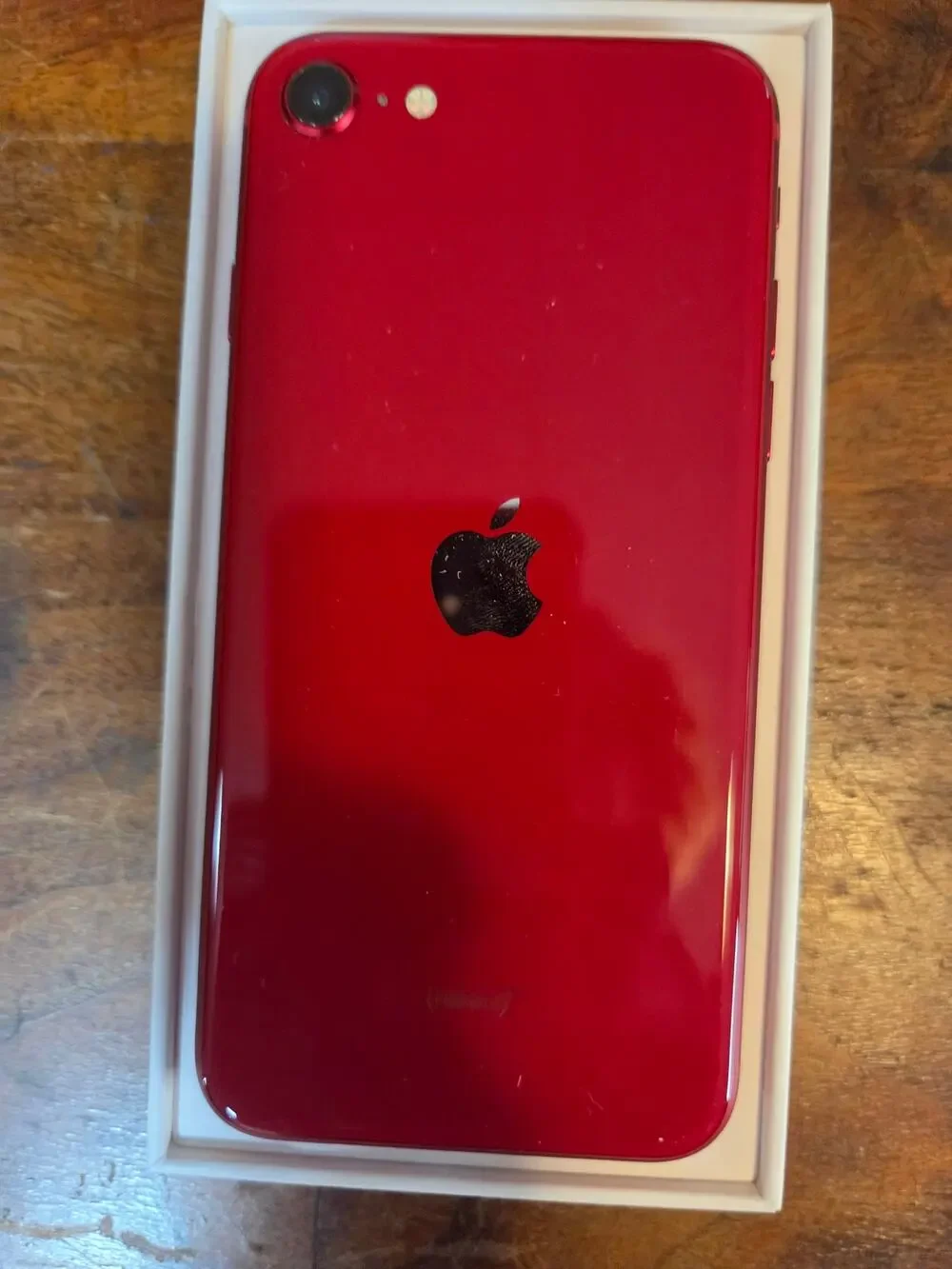 Apple iPhone SE (3rd Gen 2022) 128GB (PRODUCT)RED Unlocked CIB (Complete in Box)